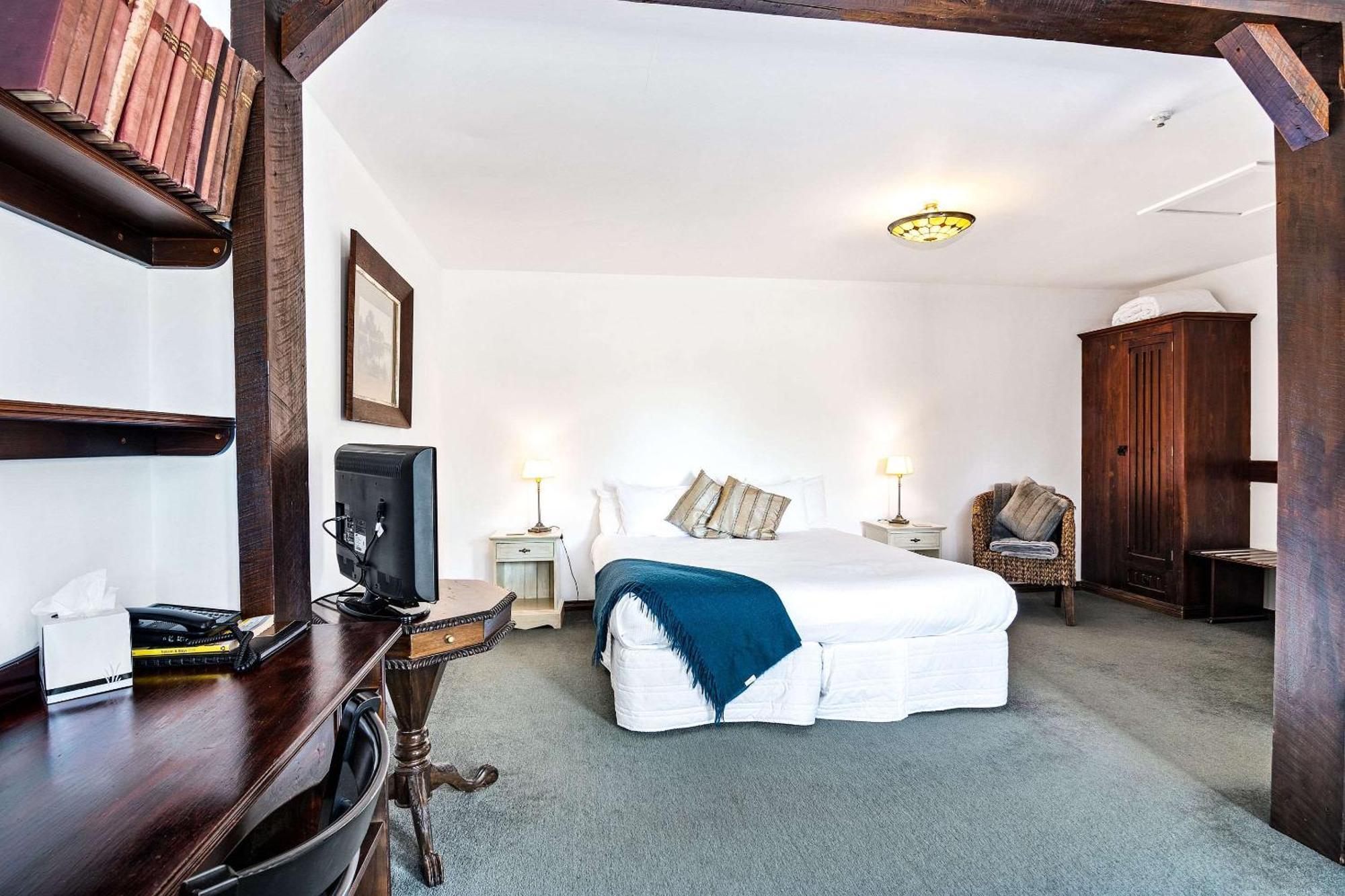 The Honest Lawyer, Ascend Hotel Collection Нельсон Екстер'єр фото