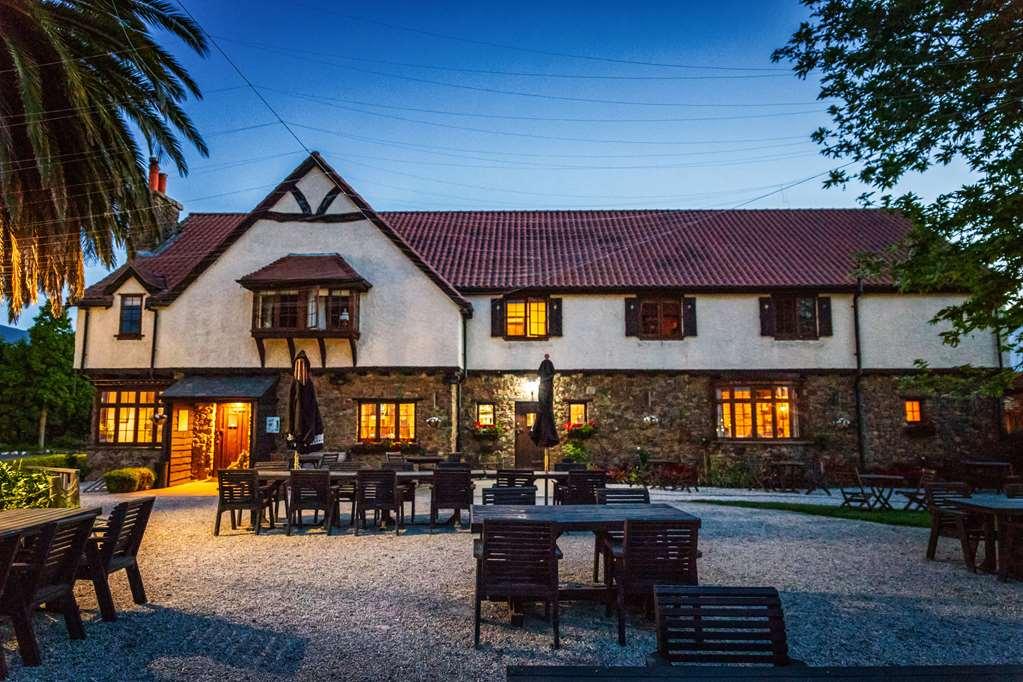 The Honest Lawyer, Ascend Hotel Collection Нельсон Ресторан фото